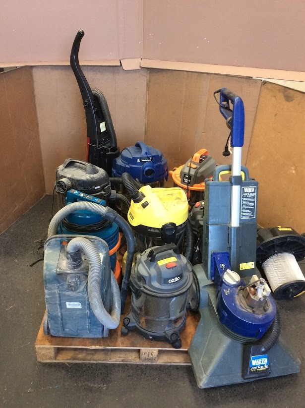 KARCHER/Vax/Ozito Mixed Brand and Model Vacuum Cleaners
