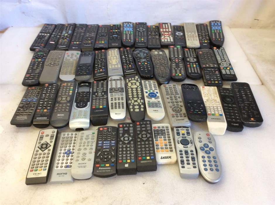 Mix Brand Mix Model Remote Control (Lot of 50)