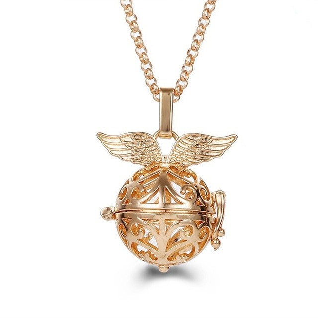 Stunning Aroma Perfume Love Heart Angel Winged Necklace in Gold