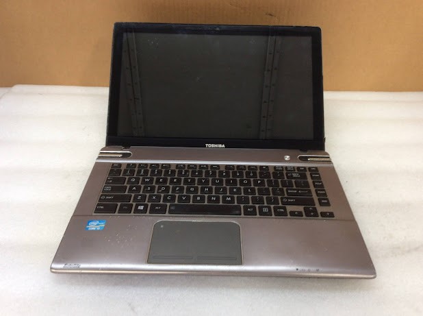 TOSHIBA SATELLITE P840 Laptop I5-3337U 4GBRAM/160GB