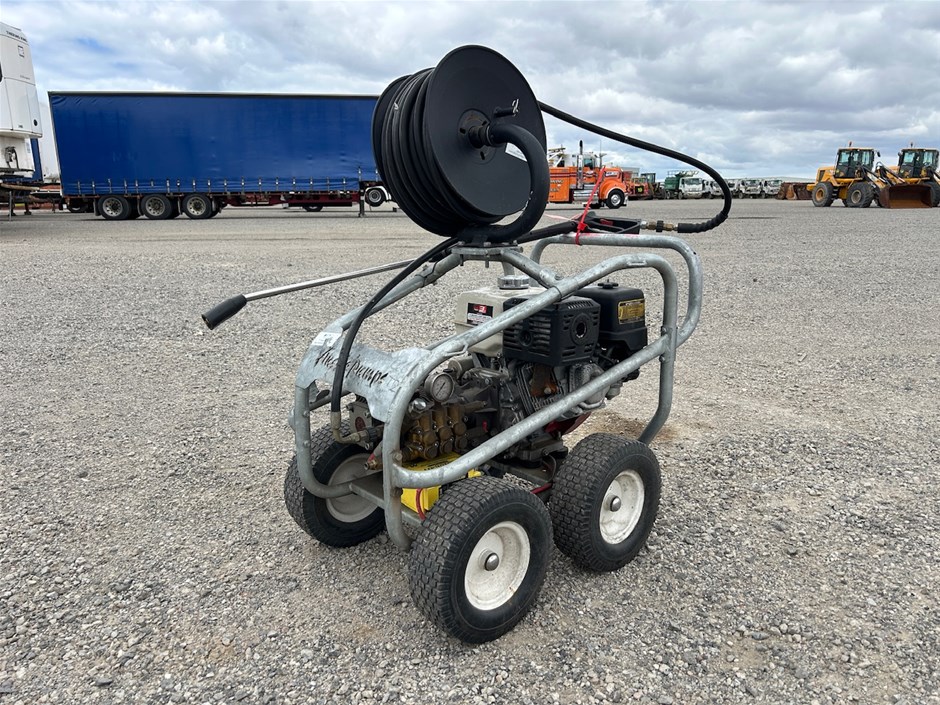 Aussie Pump Pressure Washer