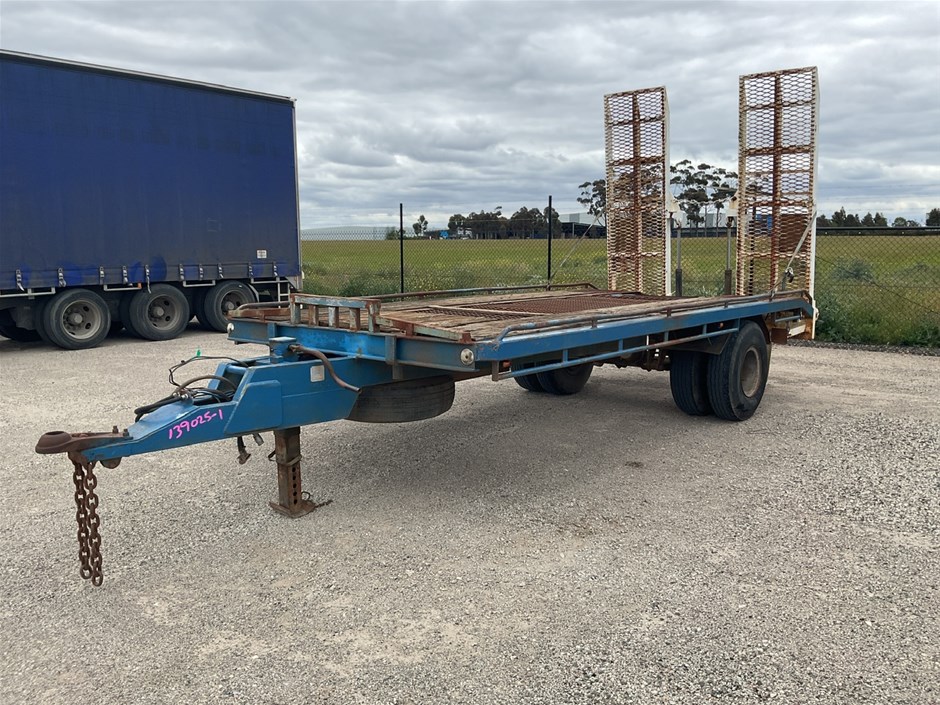 1990 Home Made . Single Tag Trailer