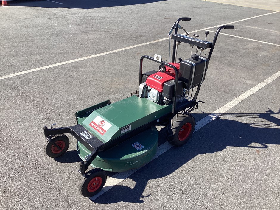 Deutscher HE660 Self Propelled Lawn Slasher