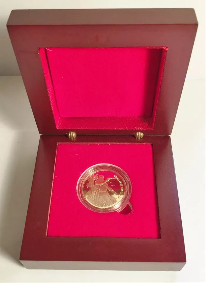 New "Ned Kelly #1" 1/10th oz HGE 999 Gold Australiana Coin In Wood