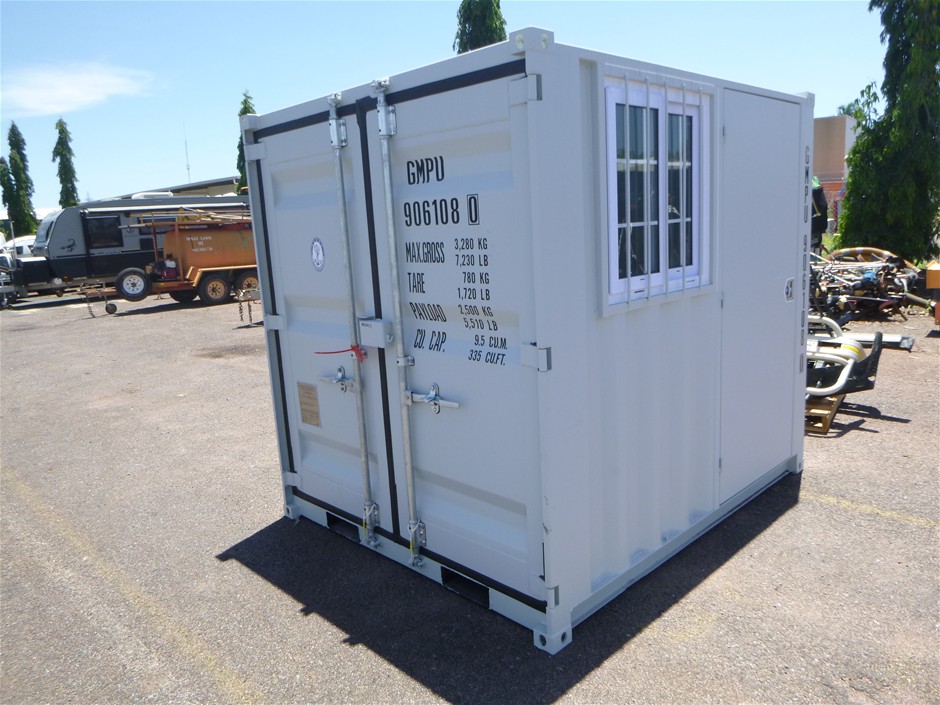 <p>GMPU 8ft Shipping Container</p>