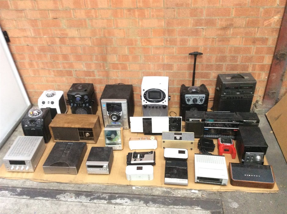 Mixed Brand Model Vintage & Modern Audio Equipment Lot w/ Radios Stereos