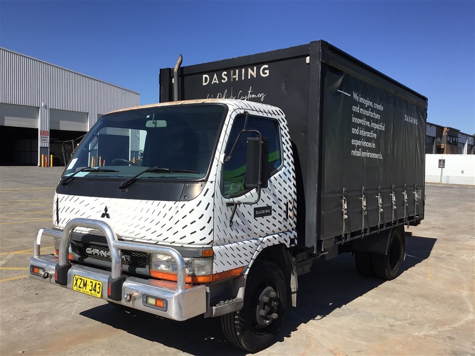 2002 Mitsubishi  Canter 500/600 4 x 2 Curtainsider Rigid Truck