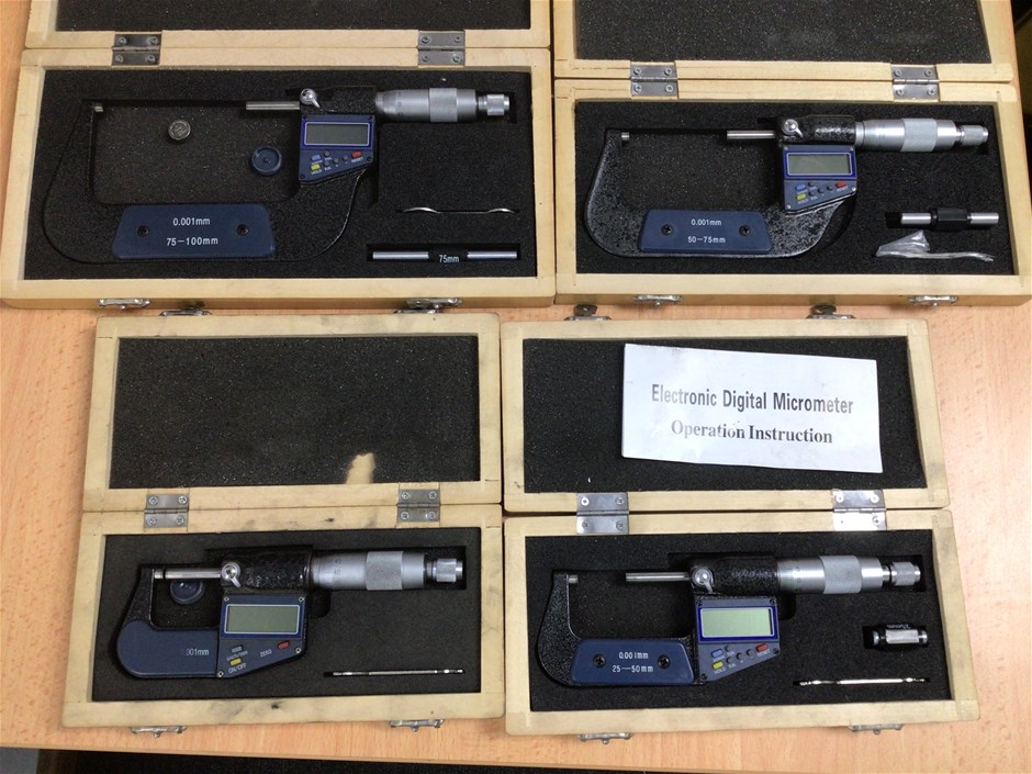 <p>Range of Digital Micrometers x4</p>