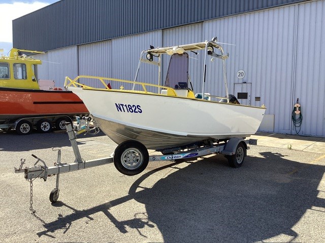 Stessel 5.3 Truck Power Boat
