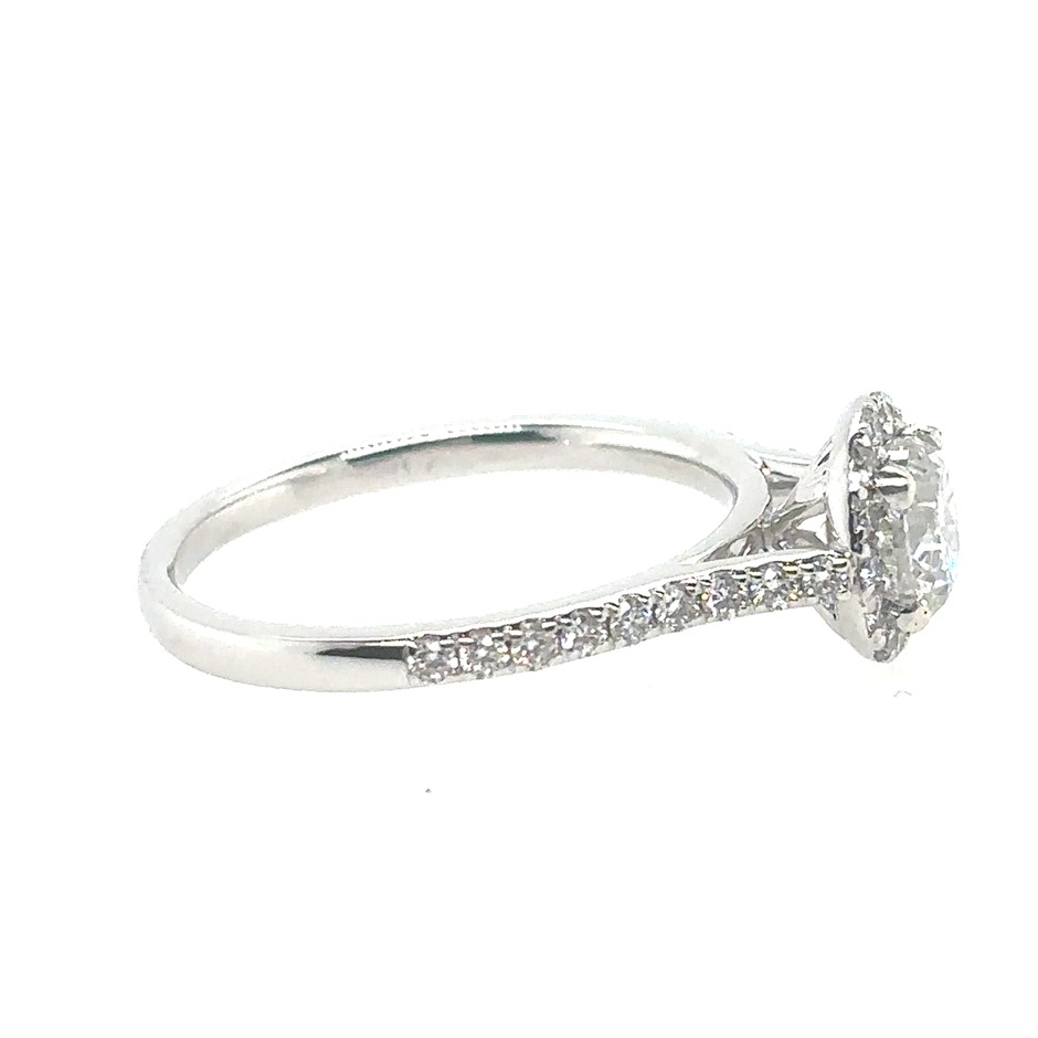 1.02ct Round Dia. G-H/SI & Dia. 0.42ct Thirty Two Stones Round G/VS Ring 18