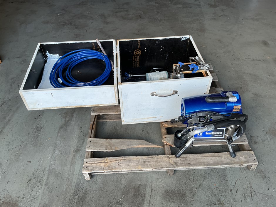 <p>Graco Ultra Max 2 Paint Sprayer</p>