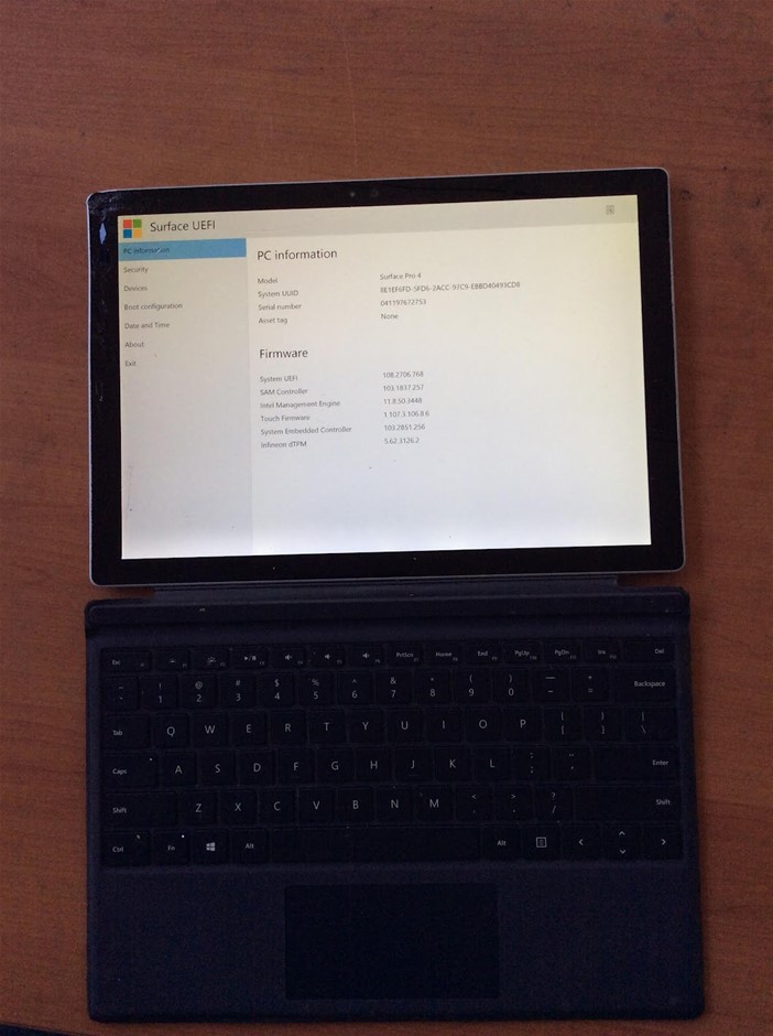 Micsoft surface pro 4 Tablet i5-6300u 4GBRAM 128GBSSD