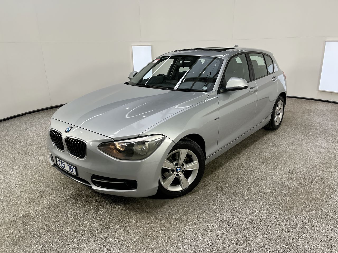 2012 BMW 1 Series 116i F20 Sport Automatic - 8 Speed Hatchback