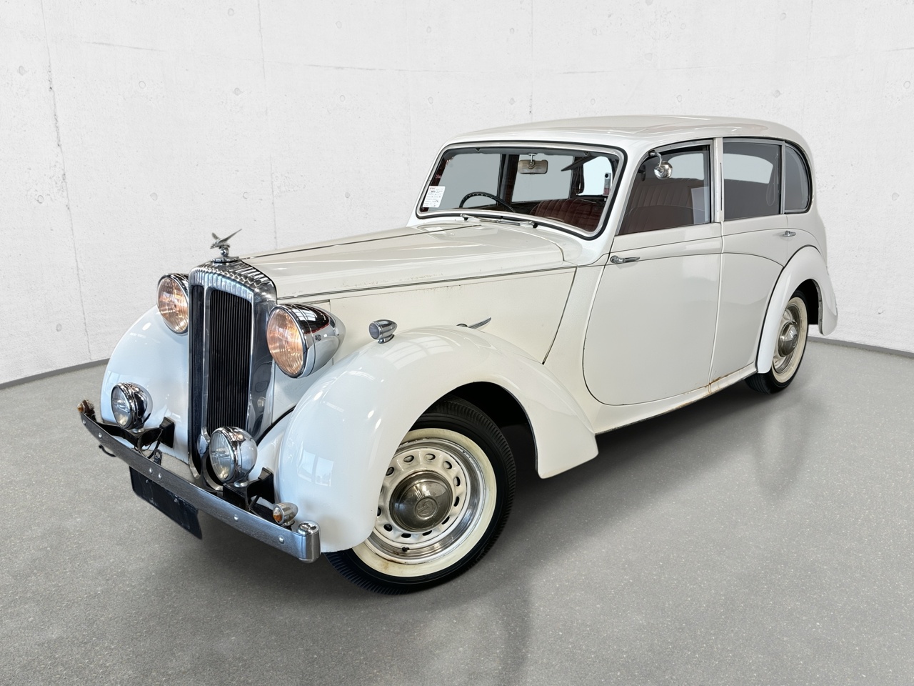 Daimler DB18 Saloon Manual Sedan