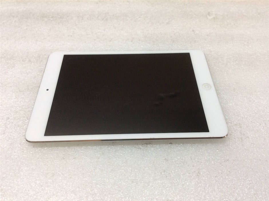 APPLEIPAD MINI1 (A1432) 16GB Silver Tablet