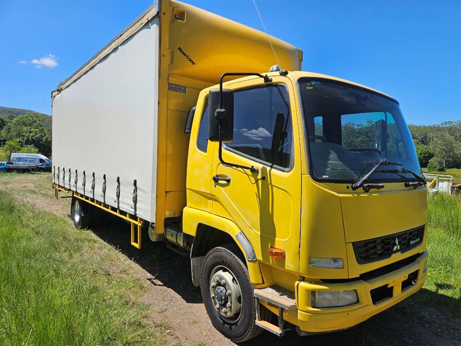 2012 Mitsubishi Fighter 4 x 2 Curtainsider Rigid Truck