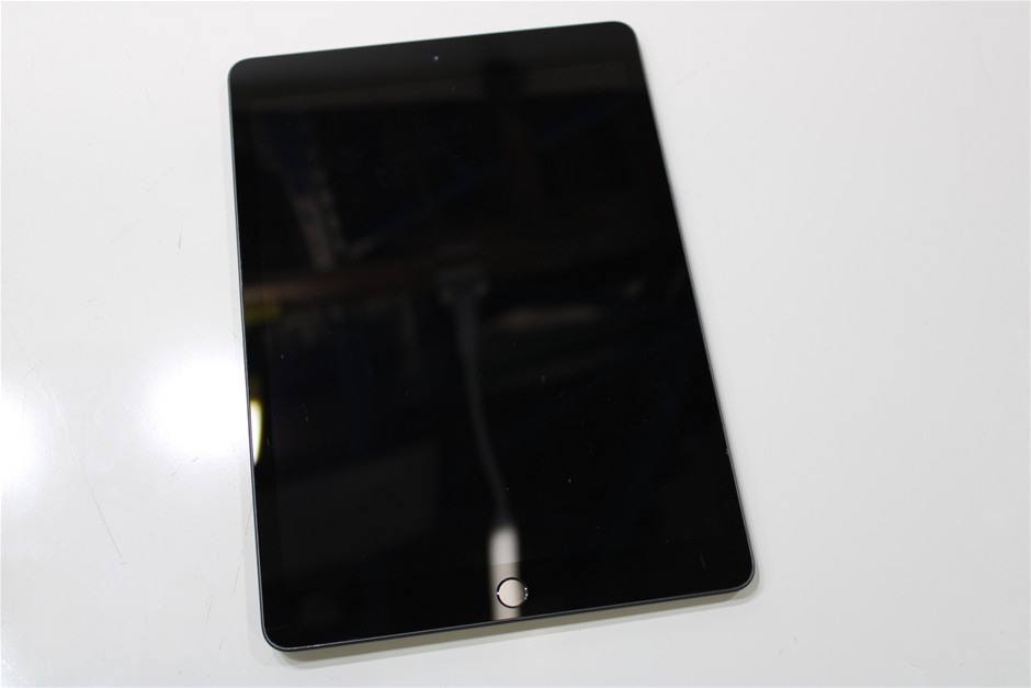 APPLE IPAD 8TH GEN A2270