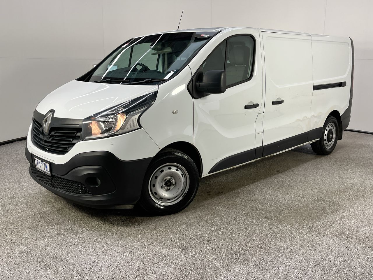 2018 Renault Trafic LWB L2H1 DCI 140 Turbo Diesel Manual Van
