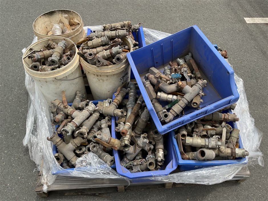 <p>Qty Assorted Pipe Fittings x 1 Pallet</p>