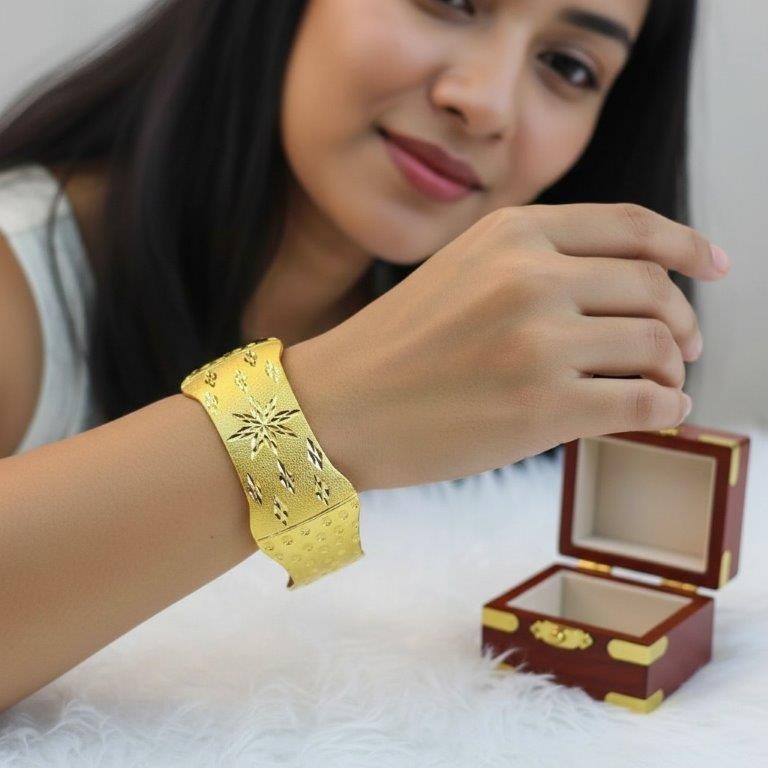 22KGold-filled/Italy Stamped Yellow Gold Filled  Bangle