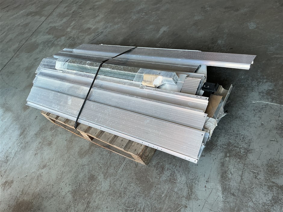 Unreserved Aluminium Ute Tray Parts