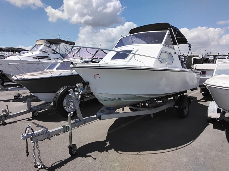 Cruise Craft Half Cabin