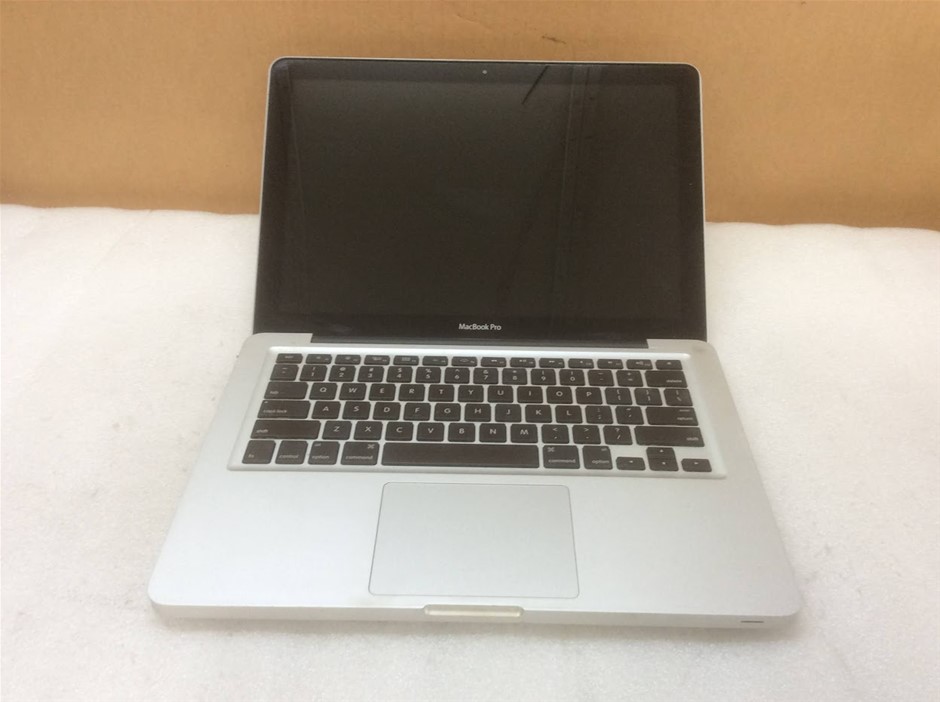 APPLE MacBookPro8,1 - A1278 - 2555 Laptop i5-2435M 4GBRAM/500GB Silver
