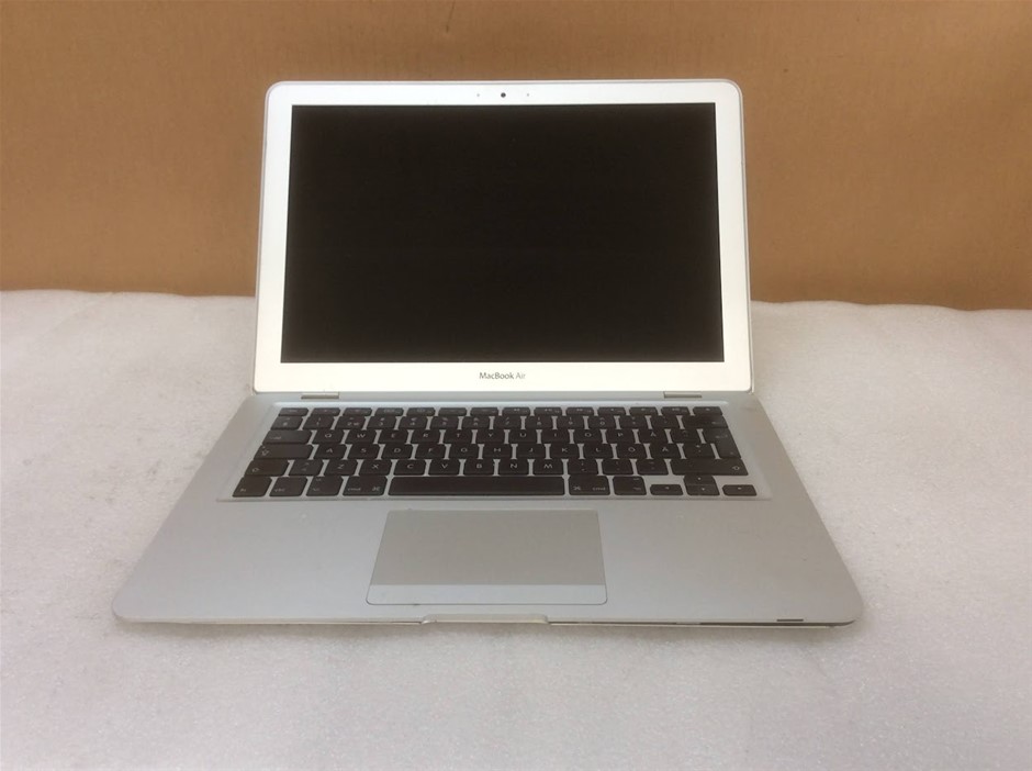 APPLE MacBook Air "Core 2 Duo" 1.86 13"  Unknown RAM NO HDD