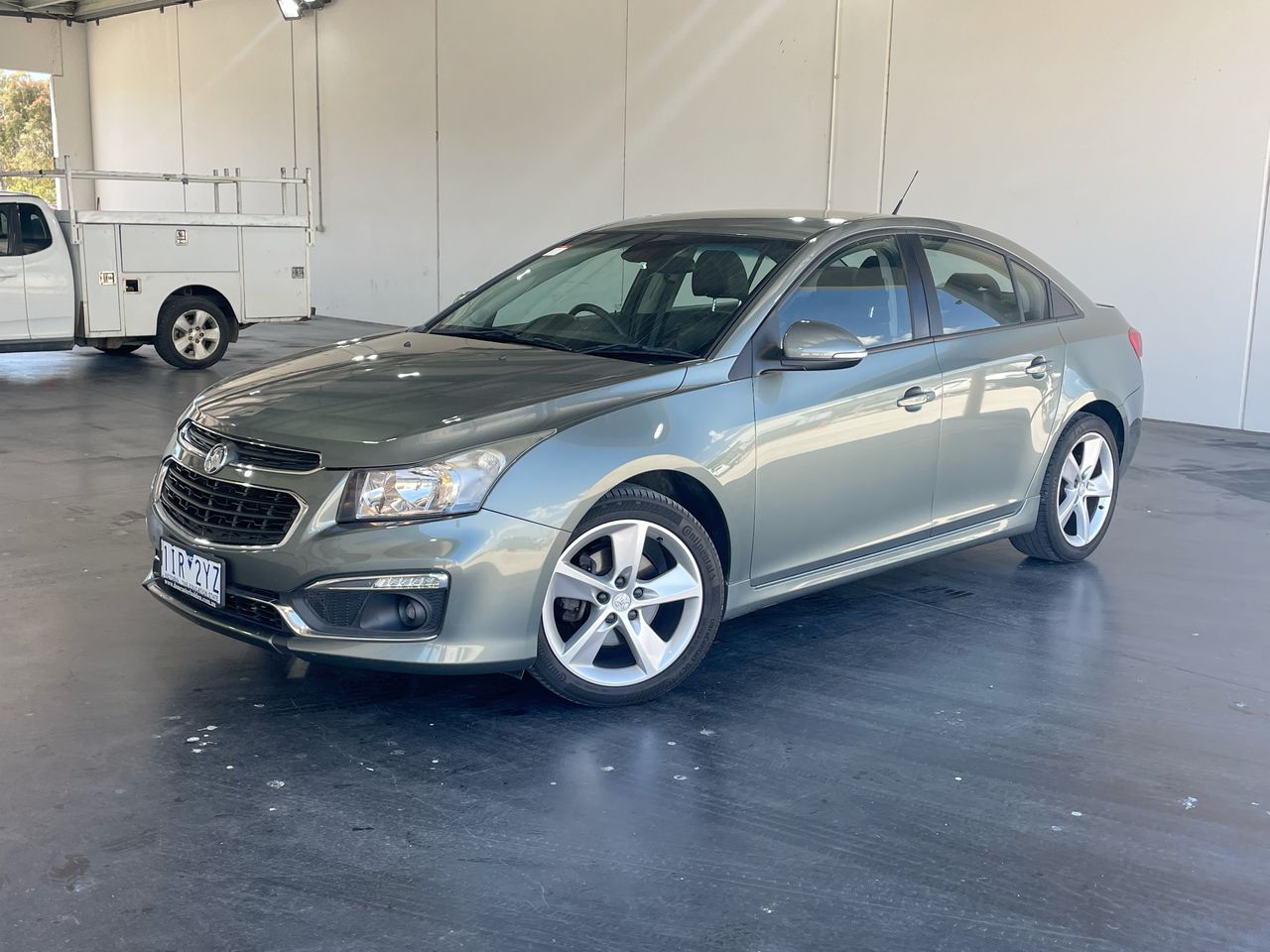 2015 Holden Cruze SRi-V JH Manual Sedan