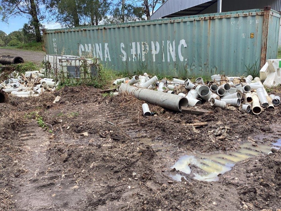 PVC Pipe Fittings x Qty