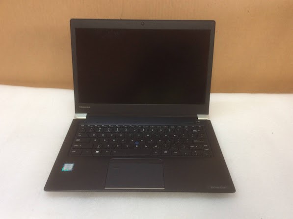 TOSHIBA PORTEGE X30-E Laptop I7-8650U 16GBRAM/256GB