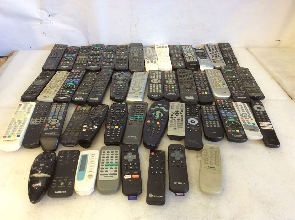 Mix Brand Mix Model Remote Control (Lot of 50)