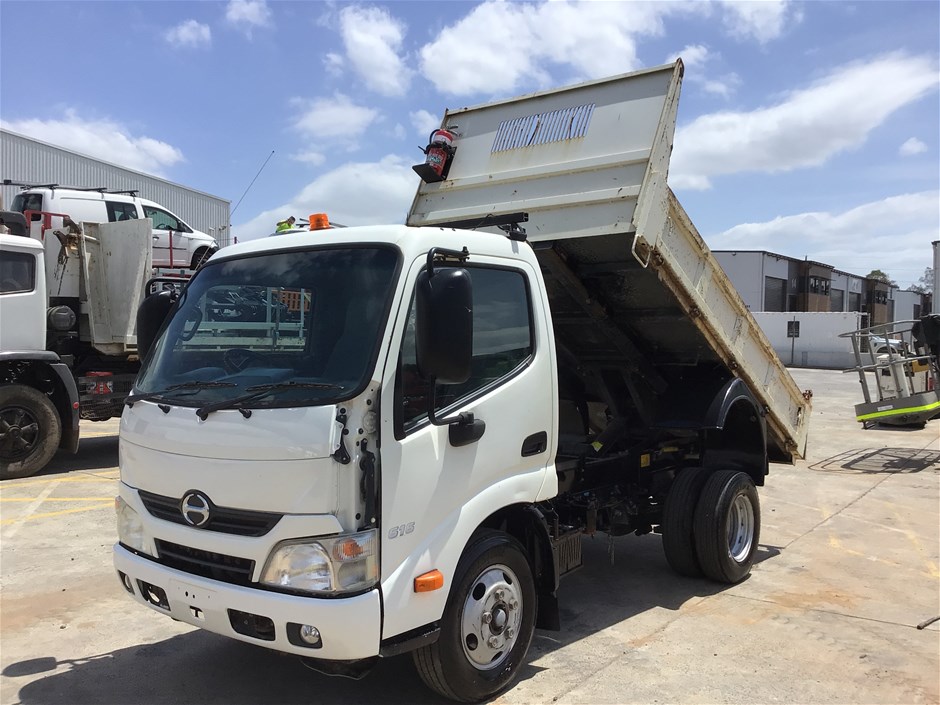 2016 Hino 300 4 X 2 Tipper Truck
