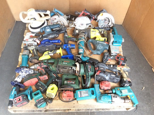 Bosch/Ryobi/Ozit Mixed Brand and Model Electric Drill/Power Tools