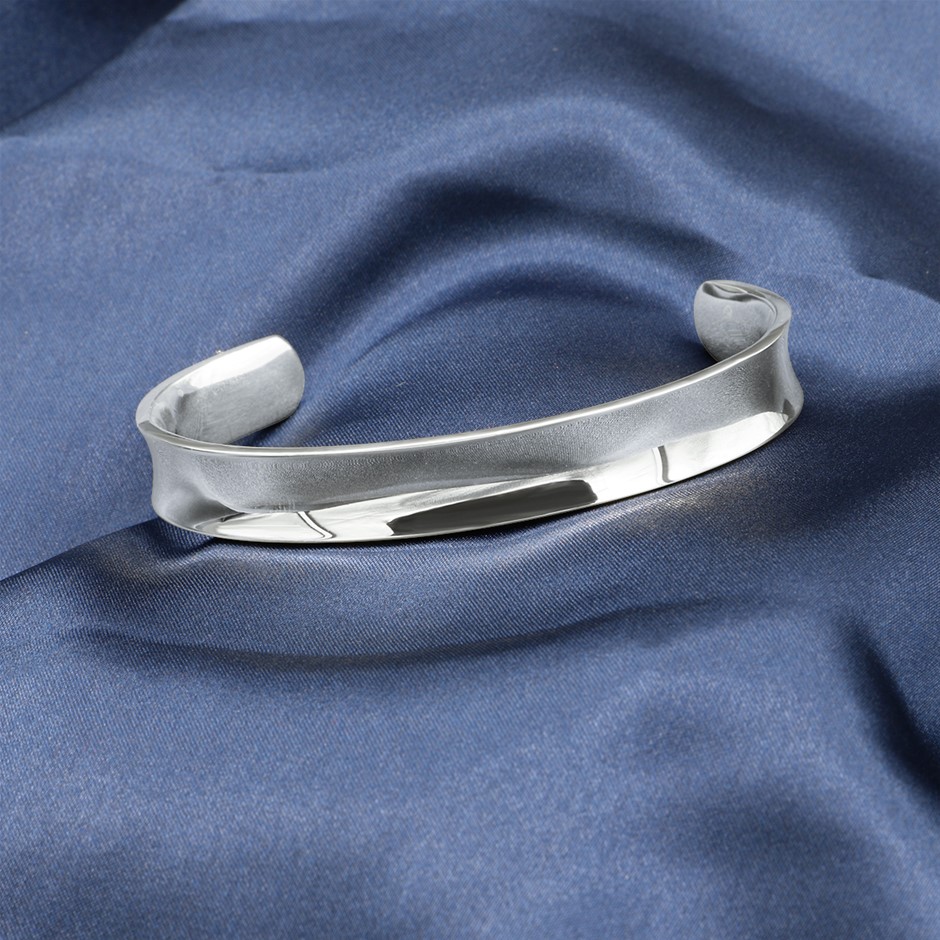 Classic 925 Sterling Silver Plated Cuff Bangle - Demo