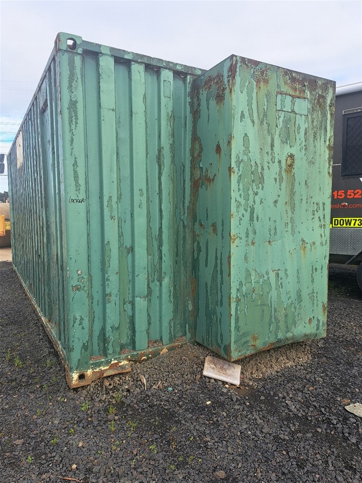 <B>Container 6.3M x 2.4M Plumbers</B>