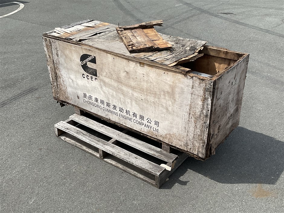 <p>Cummins KTA Muffler</p>