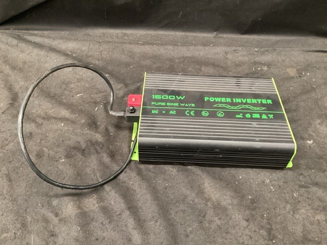 <p>1500W DC-AC Pure Sine Wave Power Inverter </p>