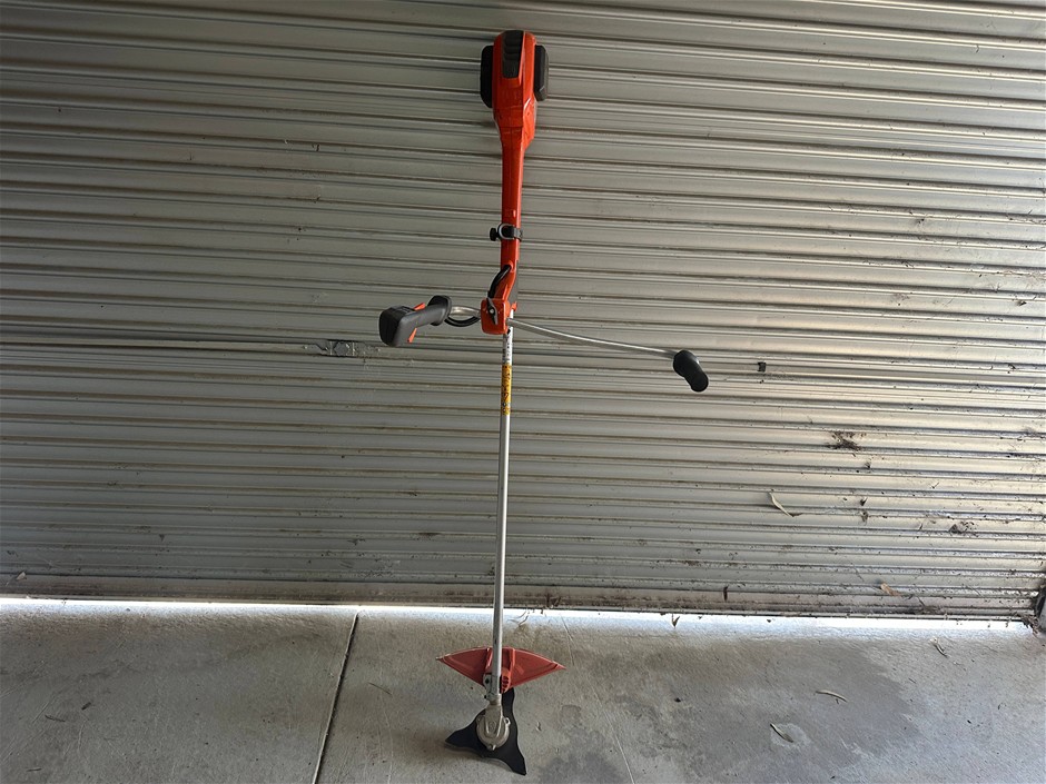 Husqvarna 520iRX Weed Trimmer with Battery and Charger