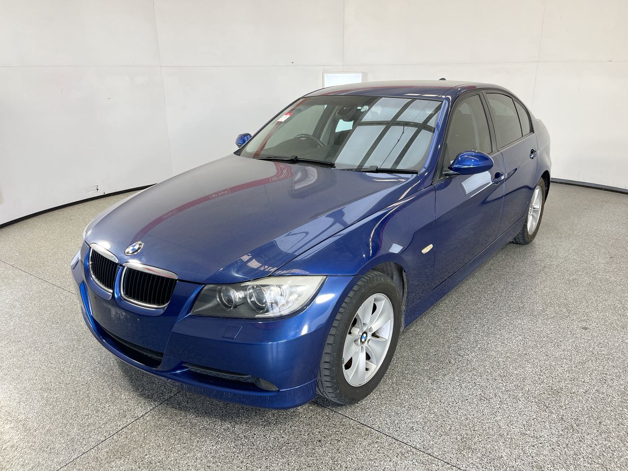 2008 BMW 3 Series 320i LUMINANCE E90 Automatic Sedan