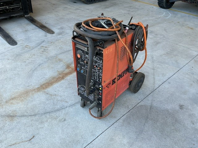 <p>Kempotig AC/DC 250 Tig Welder Machine 3 Phase</p>