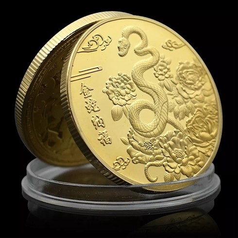 2025 Zodiac Year of Snake Gold Plated Commemorative Coin Collectibles Medal
