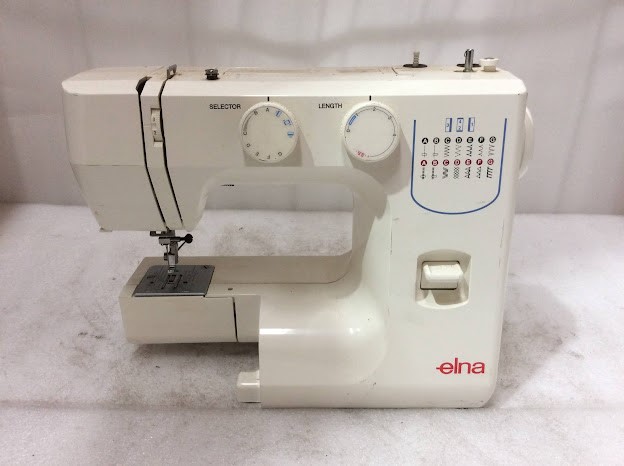 Elna 1000 Sewing Machine