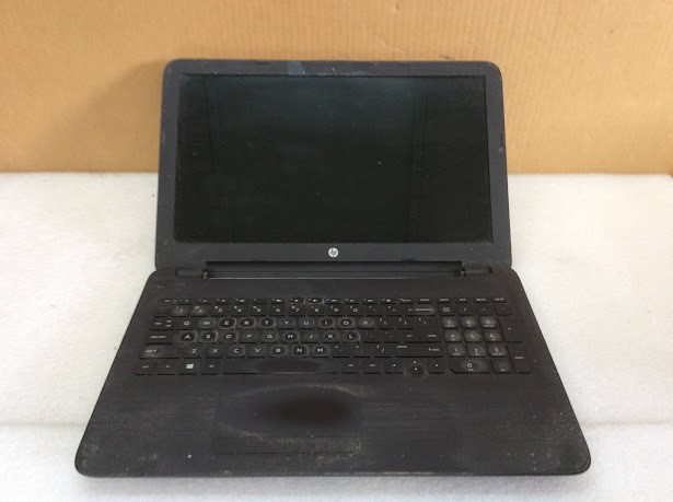 HP 15-AY055TU Laptop N3710 4GBRAM/1000GB Black