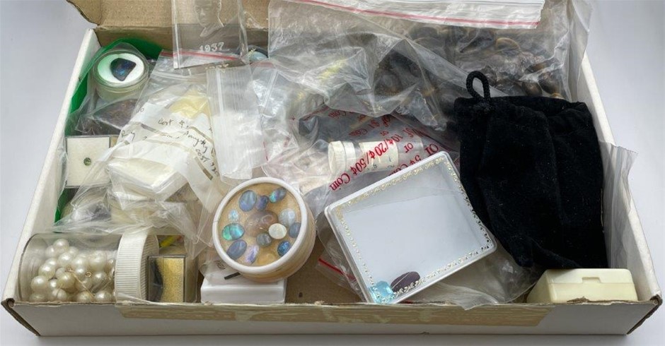 Collection of Jewellery Stock incl. Gold, Silver, Mostly Loose Stones