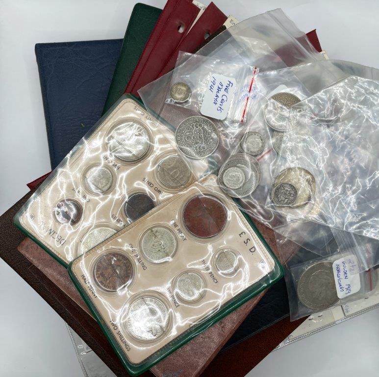 Approx. 268 x Asstd World Coins & Coin Sets in Base Metal & Silver