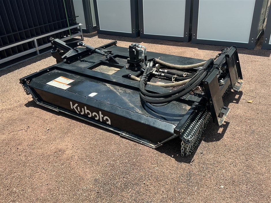 <p>72 Inch Kubota SC2527 Skid Cutter to Suit SSV/SVL</p>