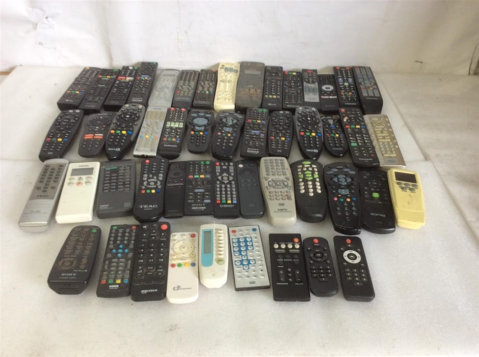 Mix Brand Mix Model Remote Control (Lot of 50)