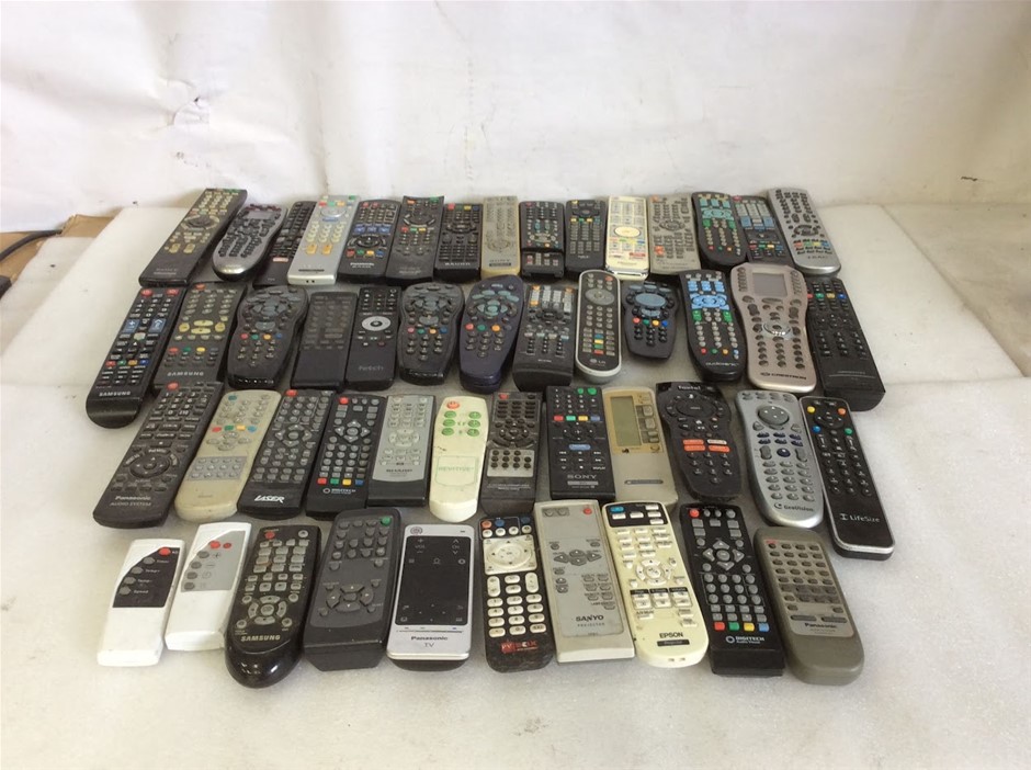 Mix Brand Mix Model Remote Control (Lot of 50)