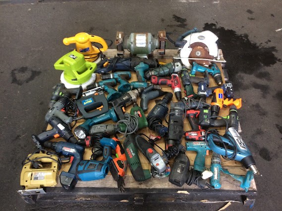 Makita/Bosch/Ozito Mixed Brand and Model Electric Drill/Power Tools